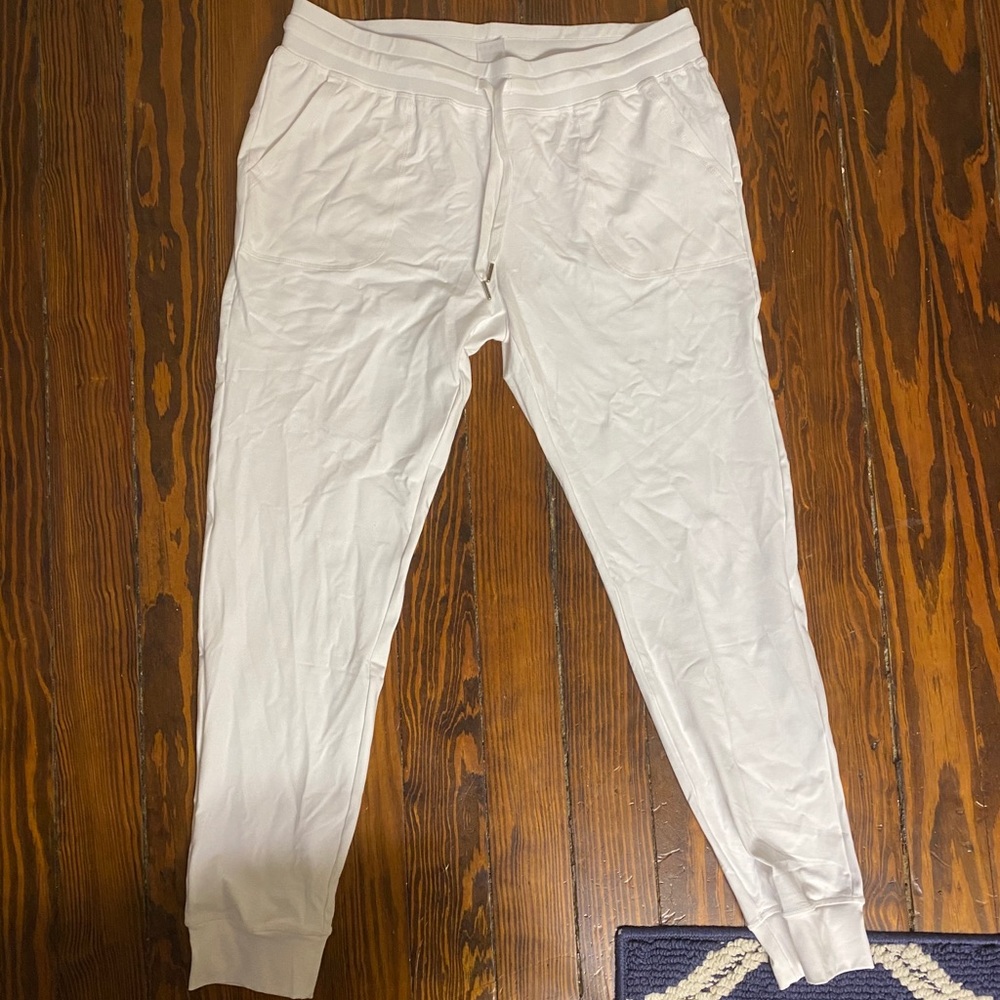 White unwind Zyia jogger joggers XL